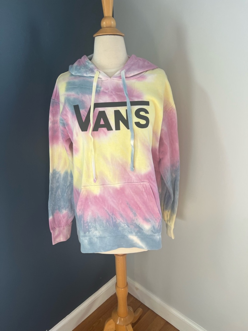 Vans Pastel Tie Dye Logo Hoodie Cozy Pullover Medium
